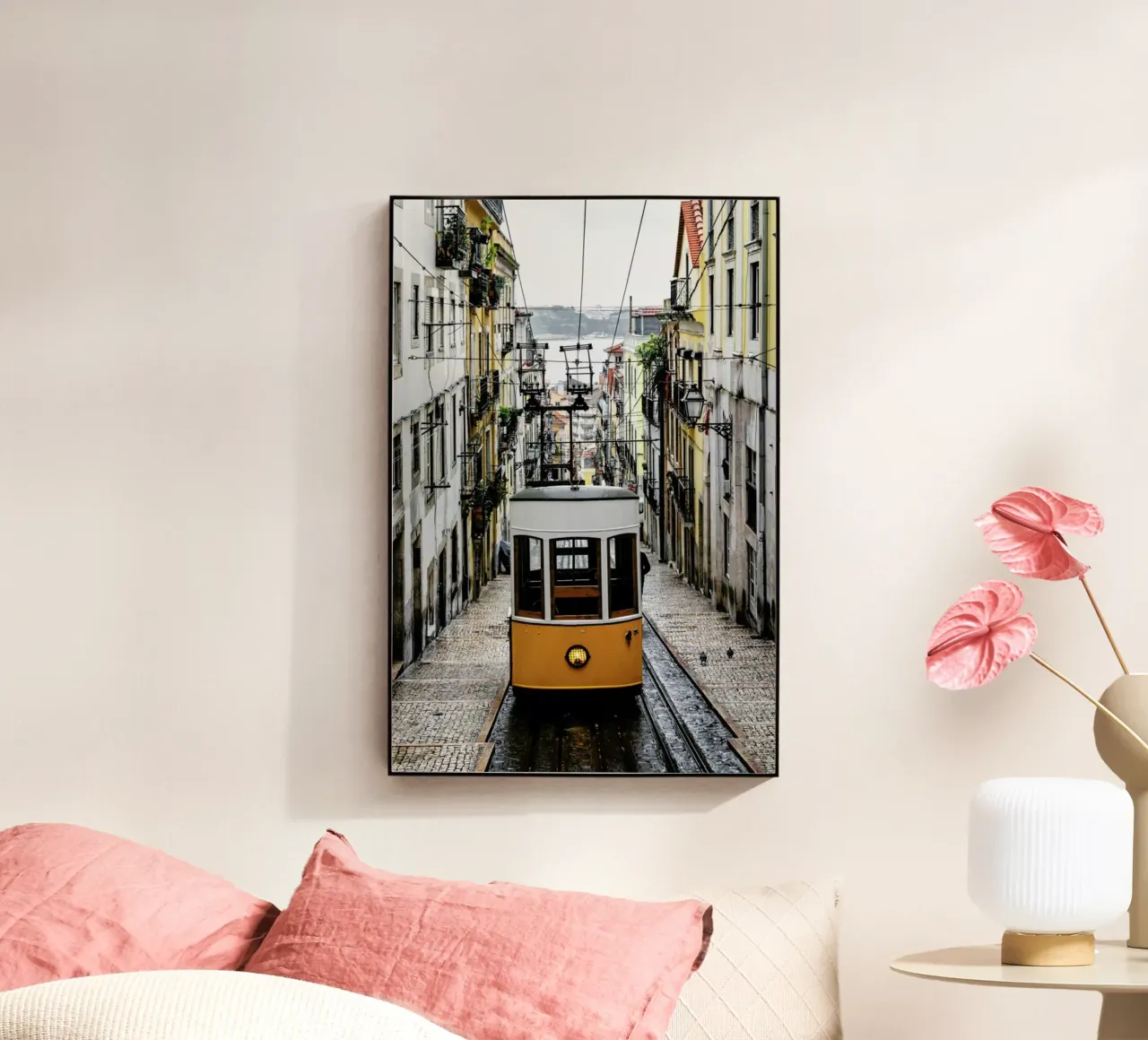 Yellow Tram plexiglass da EyeEm Mobile GmbH