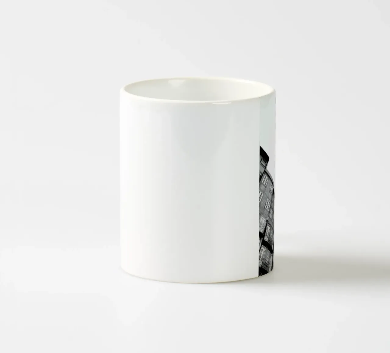 Harbour tazza in ceramica da Sebastian Hilgetag