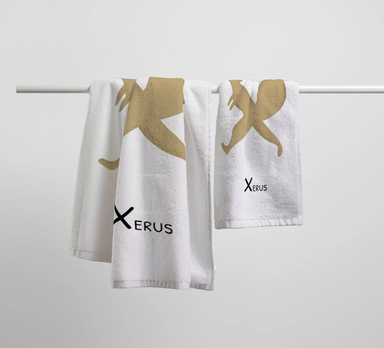 X for Xerus serviette de bain de Little Flourishes