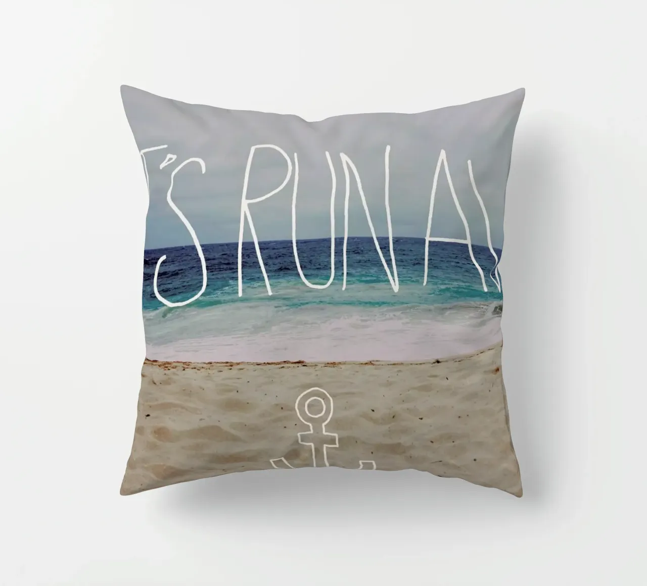 Let's Run Away - to the sea cuscino da Leah Flores