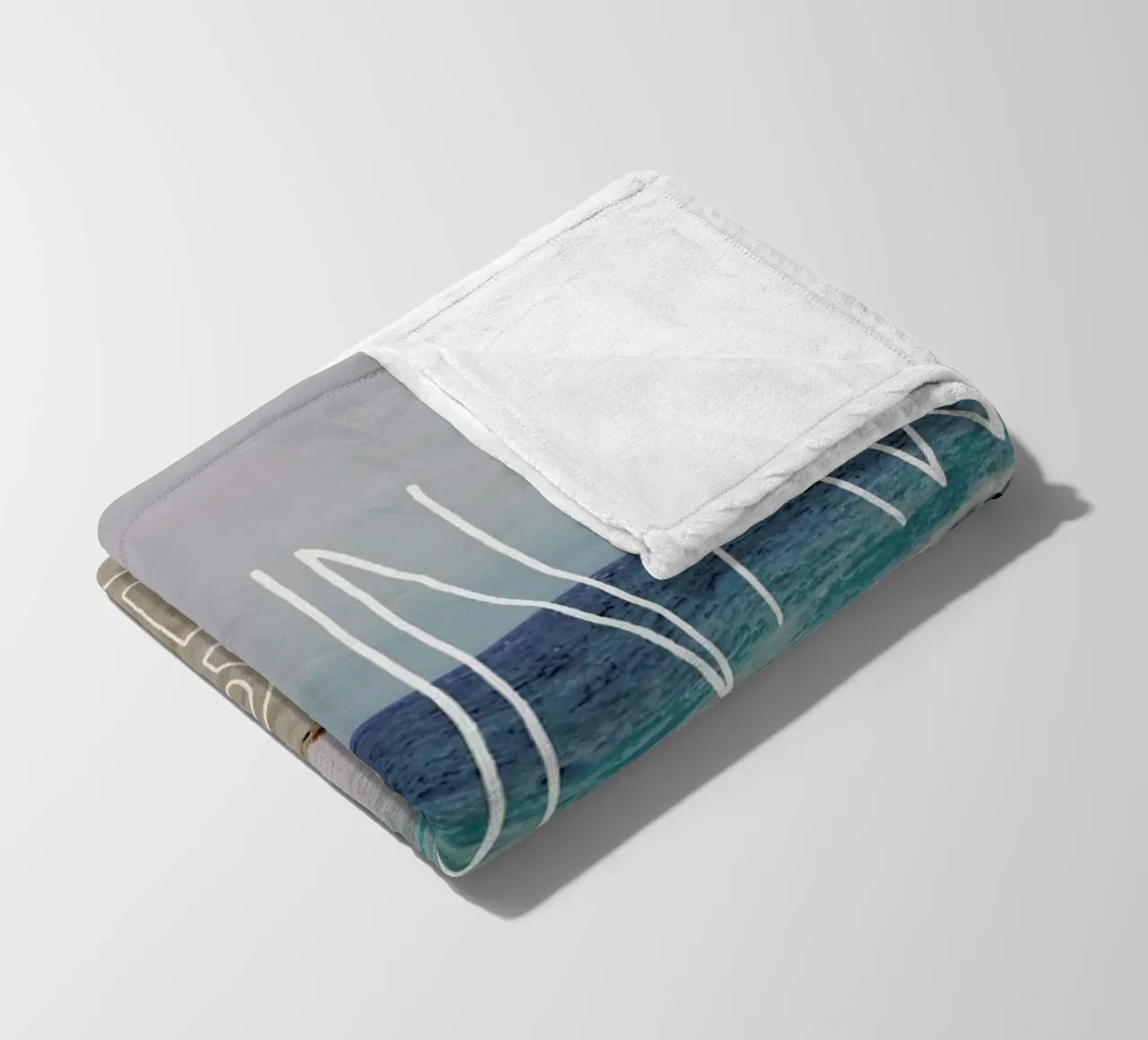 Let's Run Away - to the sea coperta in pile da Leah Flores