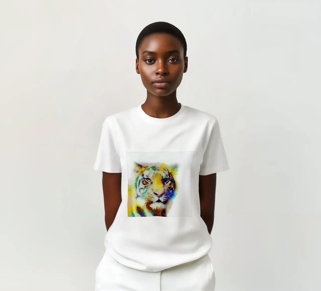The Elusive t-shirt da Jacqueline Maldonado