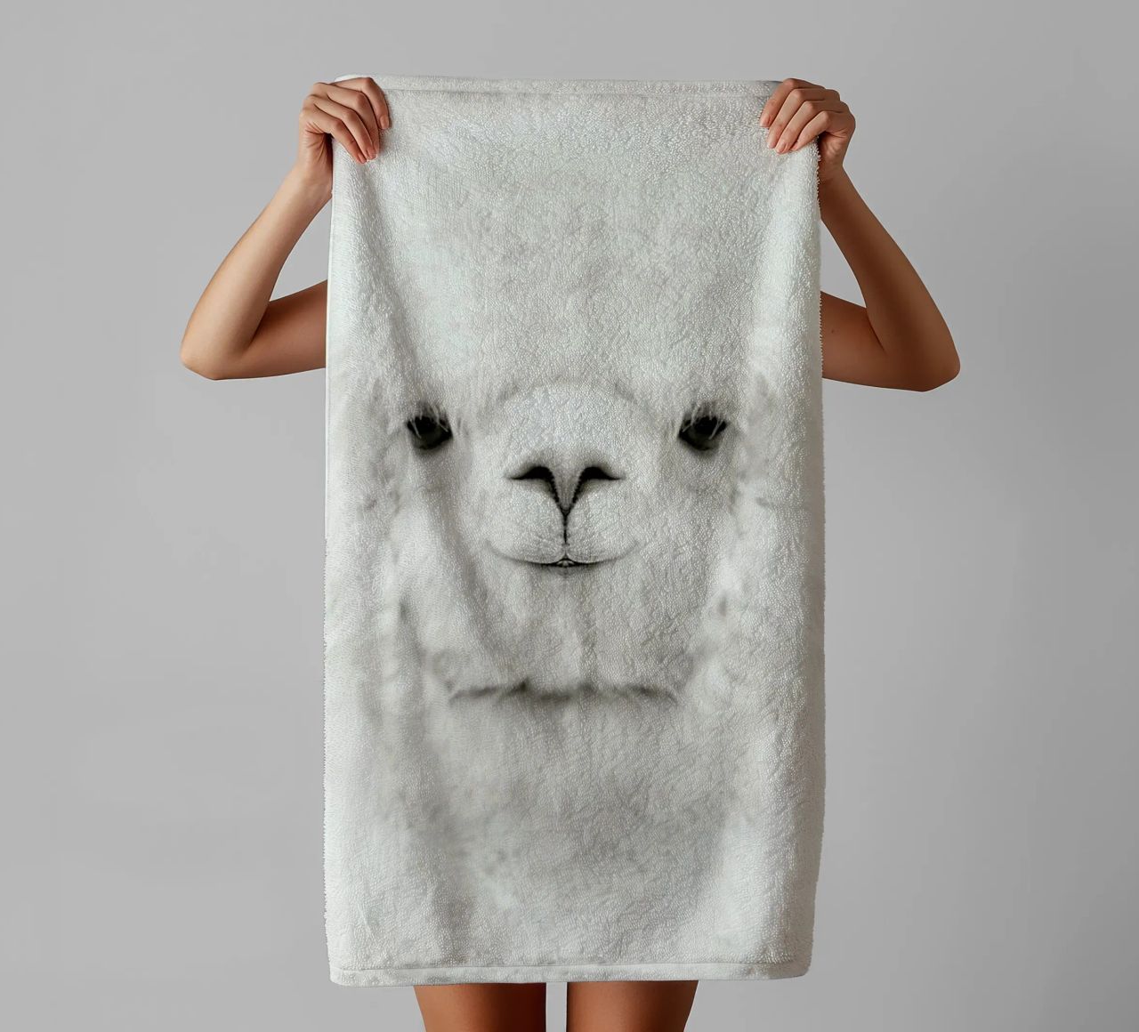 Smiling Alpaca asciugamano da bagno da Monika Strigel
