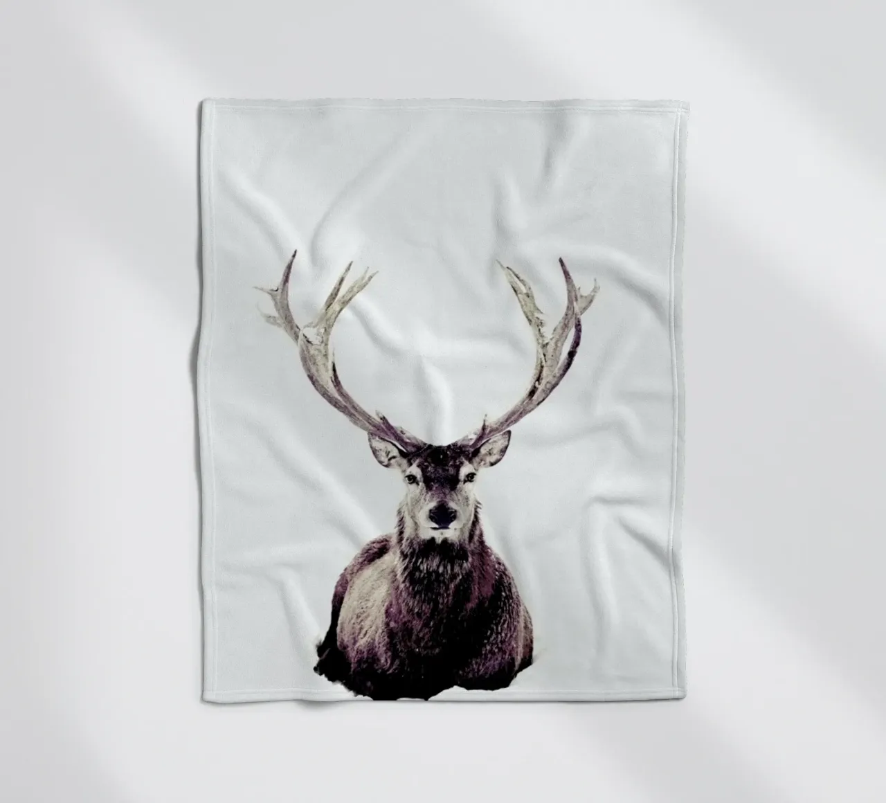 Stag InSnow 03 coperta in pile da Monika Strigel