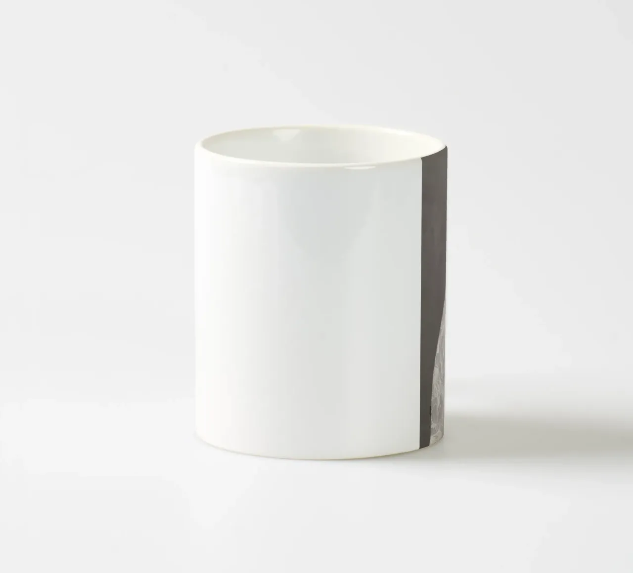 Vittoria tazza in ceramica da Ramona Russu