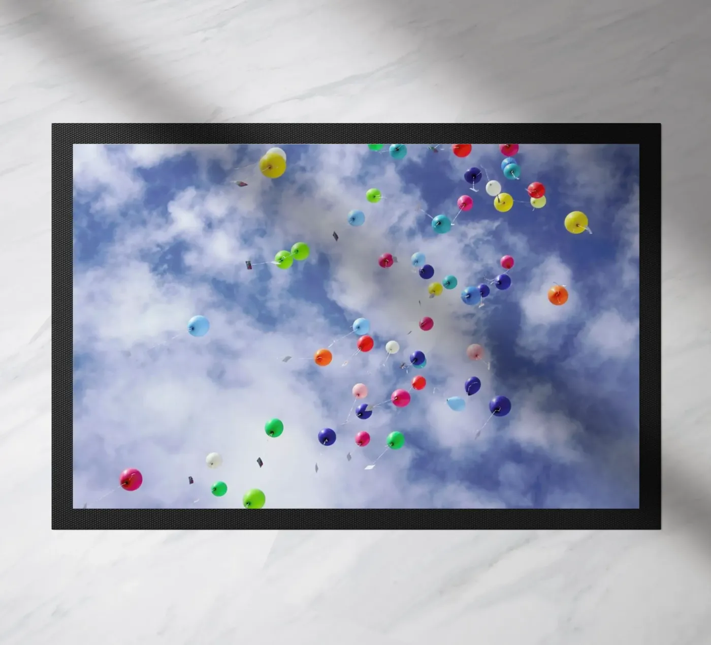 Flying Fußmatte von EyeEm Mobile GmbH