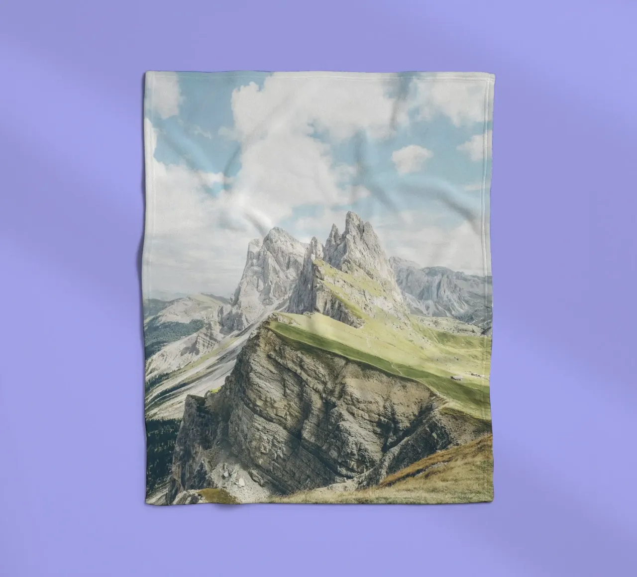Dolomiti, Italia I Cime del Seceda e le sue creste affilate coperta in pile da Julie Travel Photography