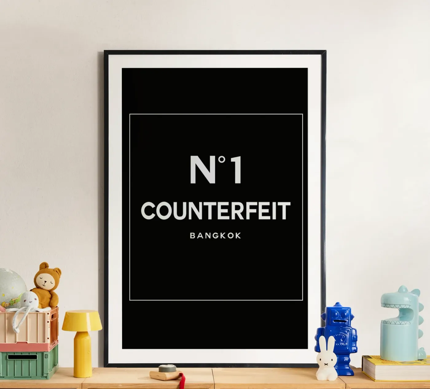 Counterfeit poster da 121 Creatives