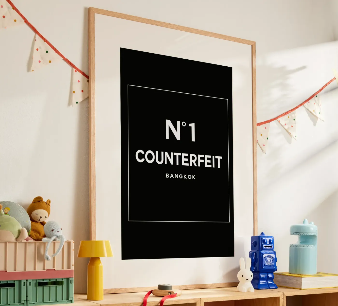 Counterfeit poster da 121 Creatives
