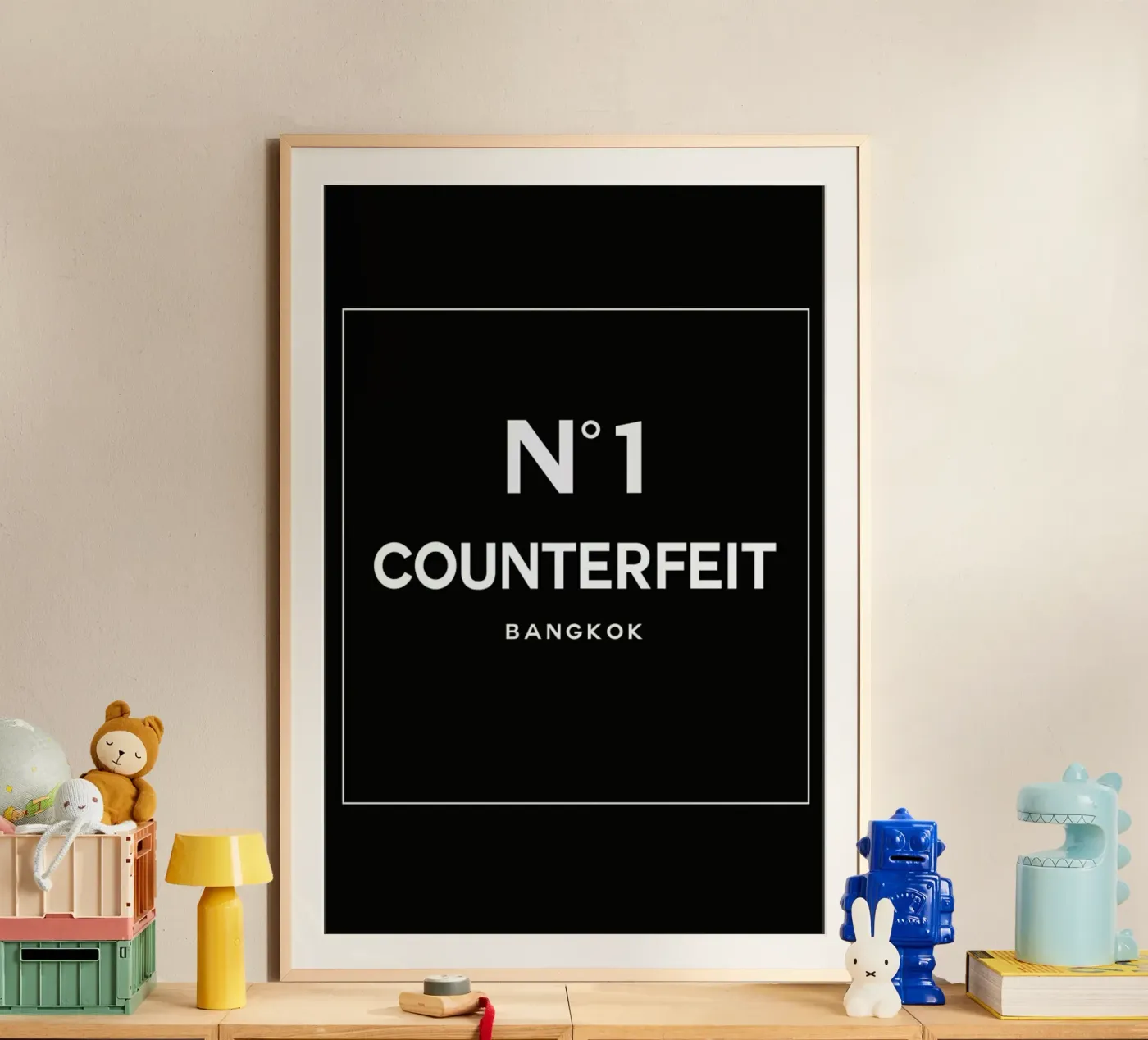 Counterfeit poster da 121 Creatives