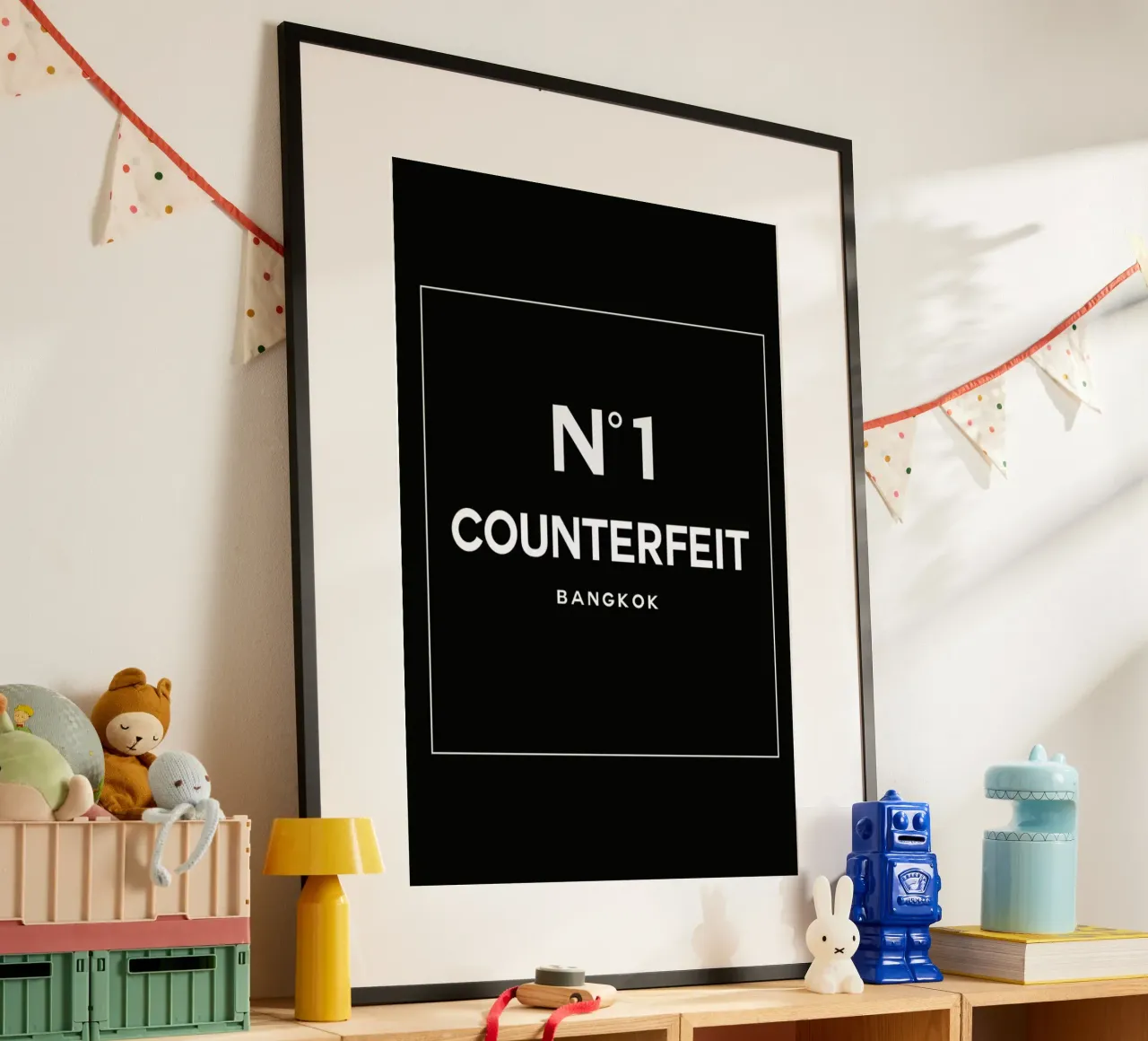 Counterfeit poster da 121 Creatives