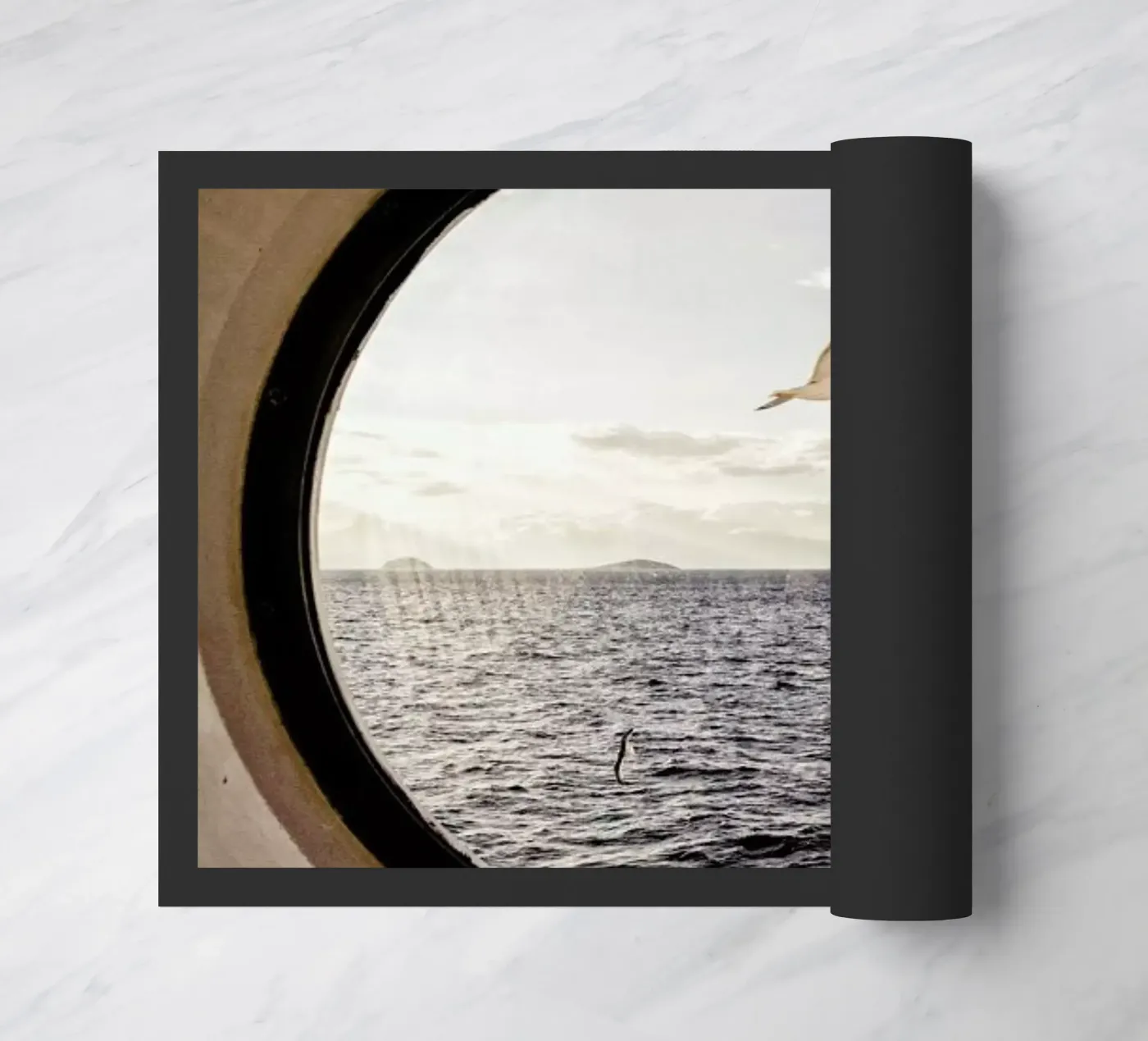 Ocean View Fußmatte von METROPOLIS