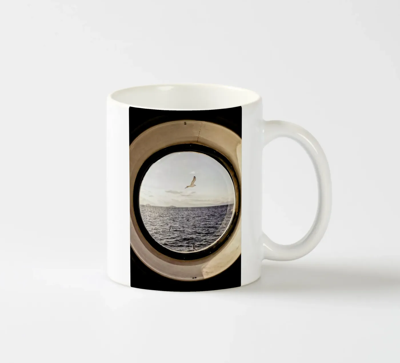 Ocean View ceramic mug by METROPOLIS