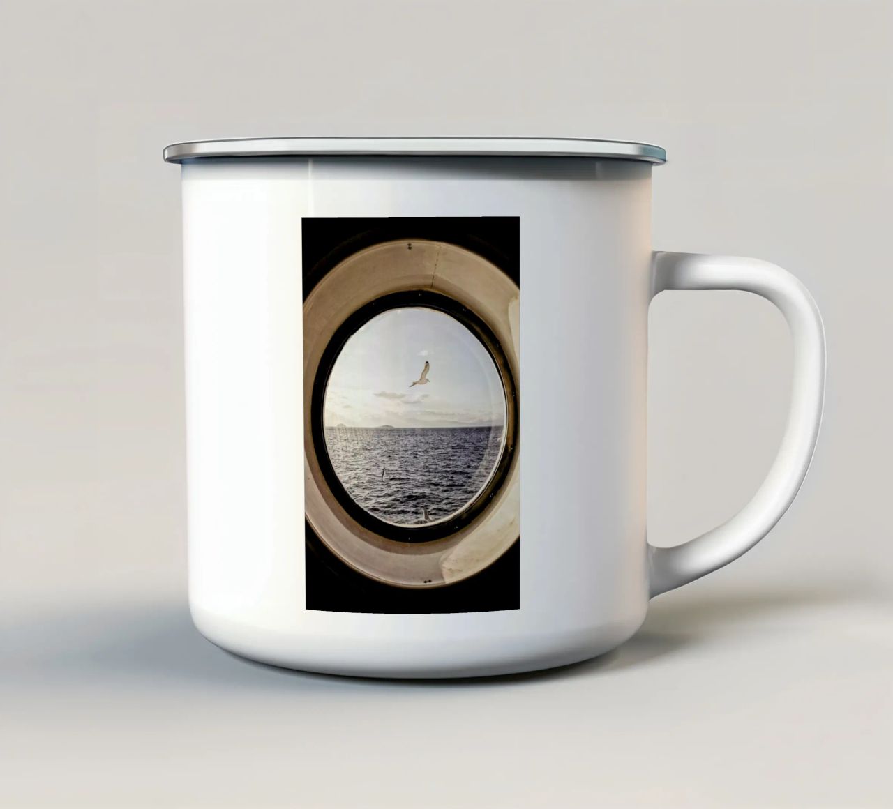Ocean View tazza in smalto da METROPOLIS