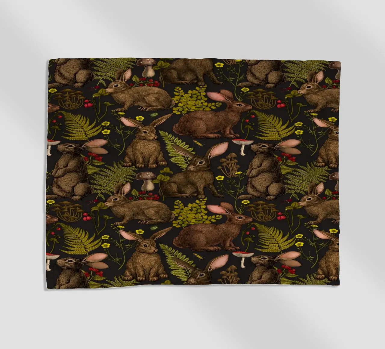 Conigli e flora boschiva telo mare da Painted Nature