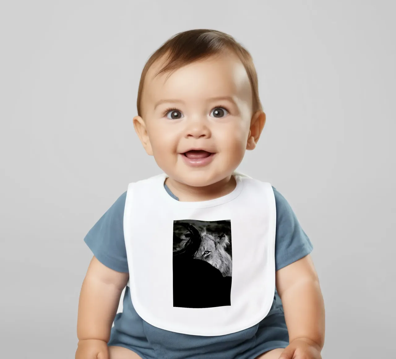 Staring Lion baby bib by Natural Kingdom
