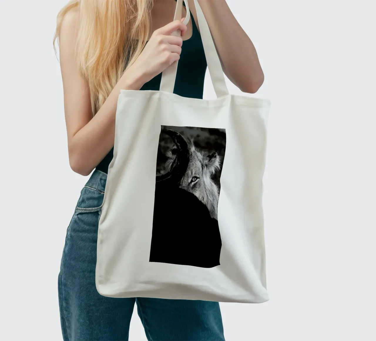 Staring Lion jute draagtas van Natural Kingdom