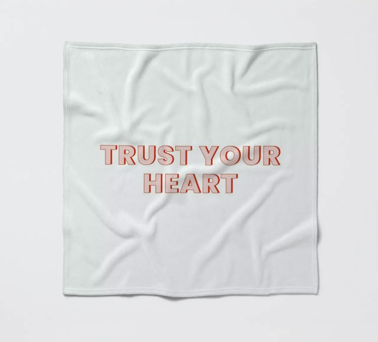 Trust Your Heart coperta in pile da daylight design studio