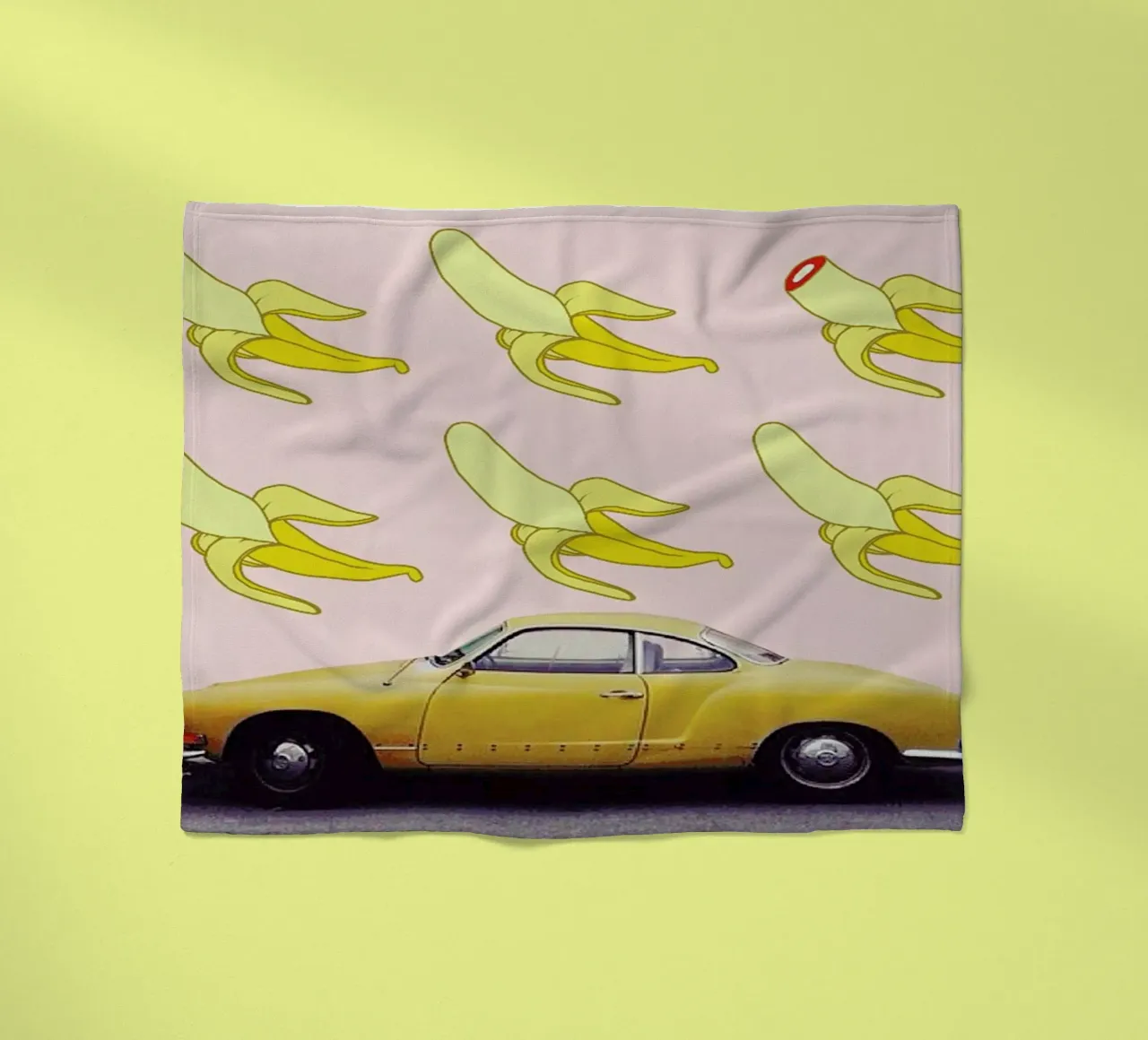 bananas also hide terrible secrets coperta in pile da FinnanoFenno