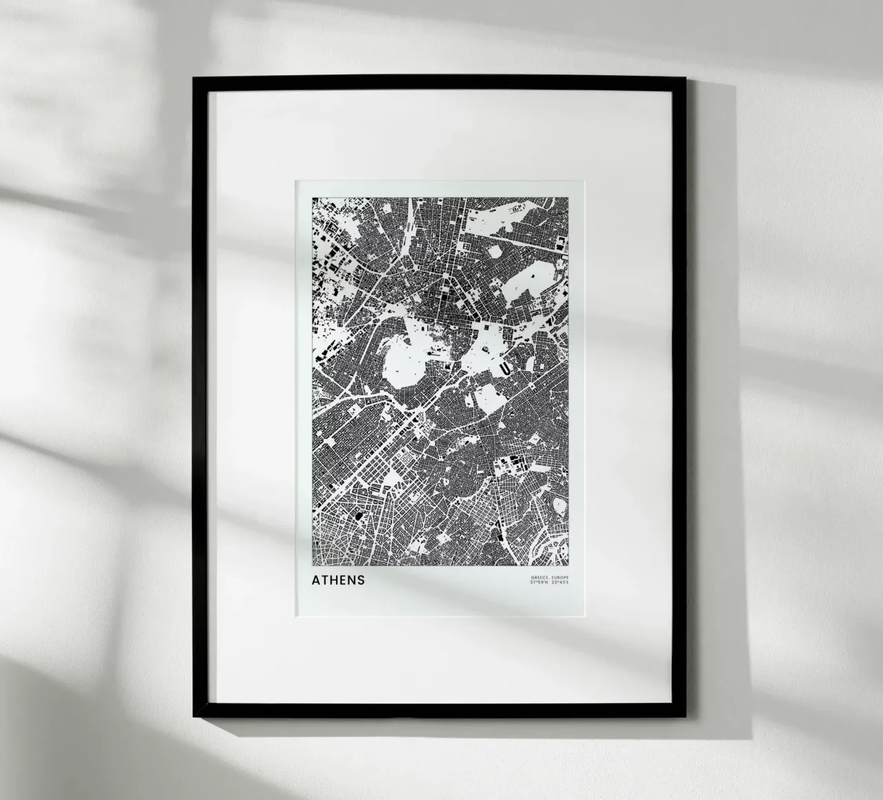 Athens poster con telaio in legno da The Cartography Collection