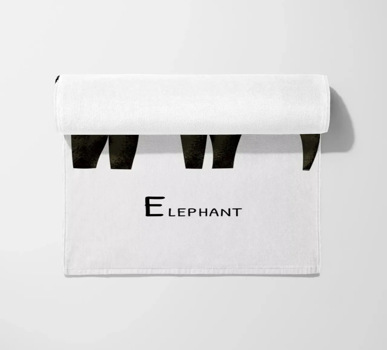 Elephant telo mare da Little Flourishes