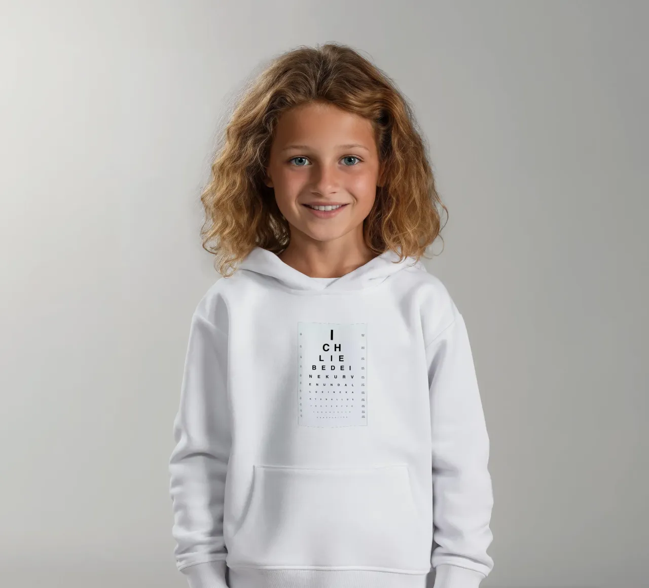 Eye Chart Ich Liebe Dich felpa bambino con cappuccio da daylight design studio