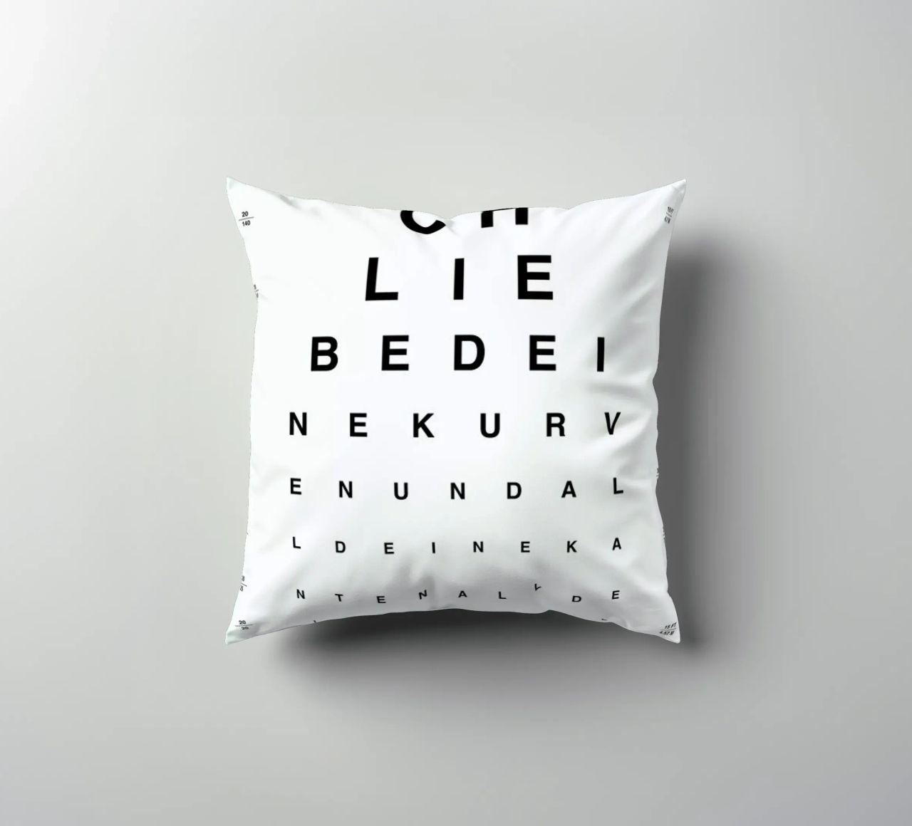 Eye Chart Ich Liebe Dich cuscino da daylight design studio