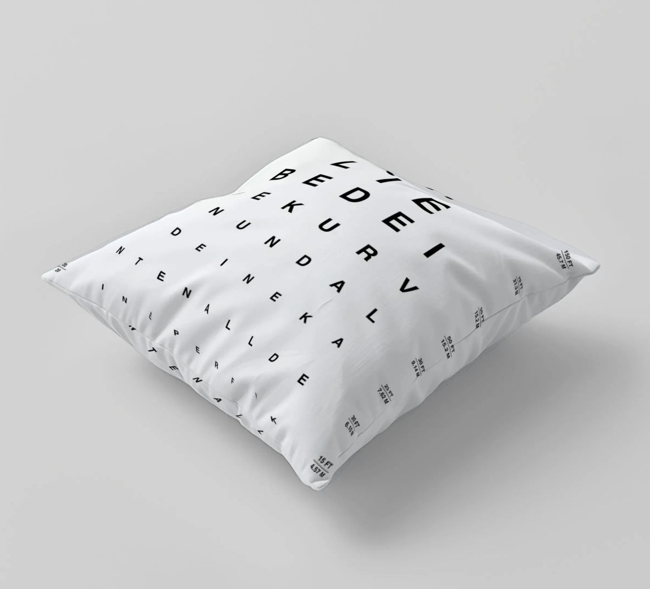 Eye Chart Ich Liebe Dich cuscino da daylight design studio