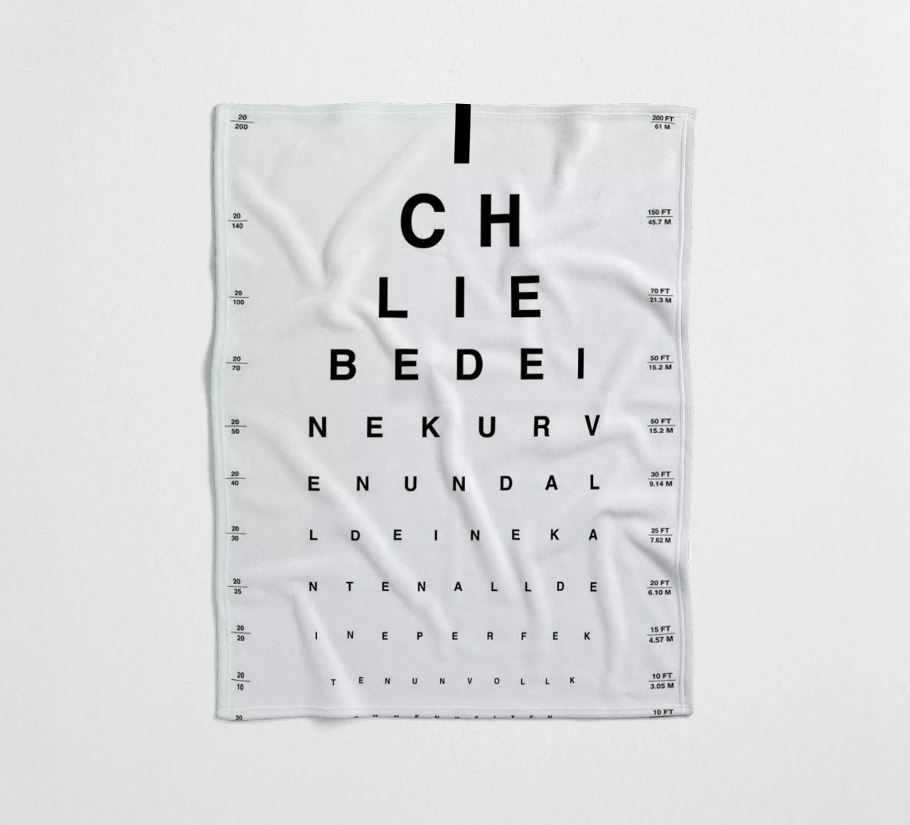 Eye Chart Ich Liebe Dich coperta in pile da daylight design studio