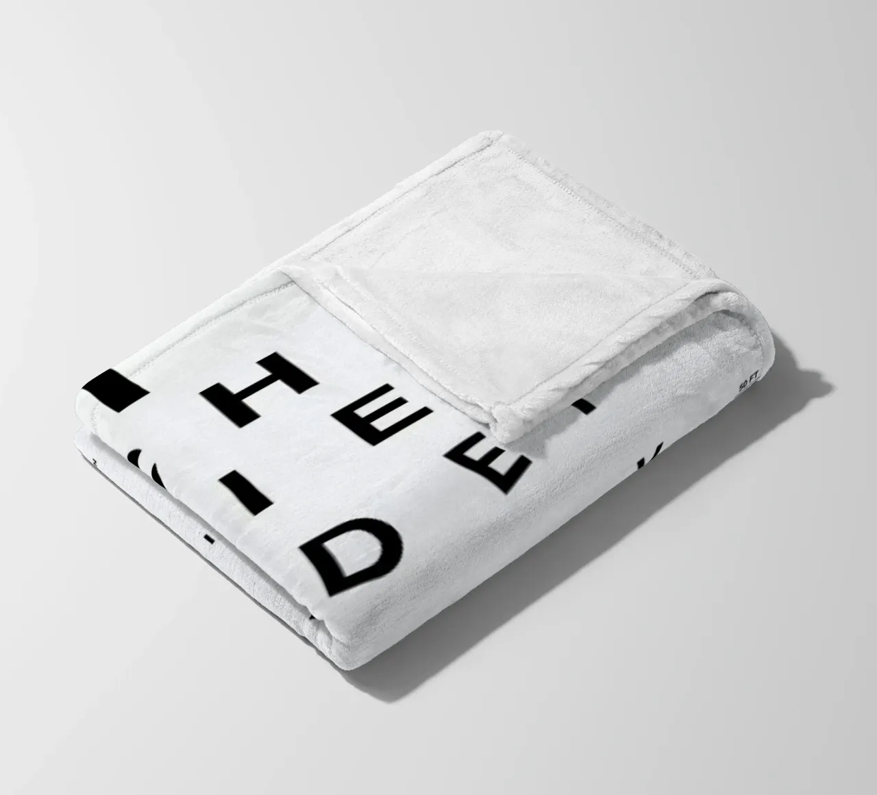 Eye Chart Ich Liebe Dich coperta in pile da daylight design studio