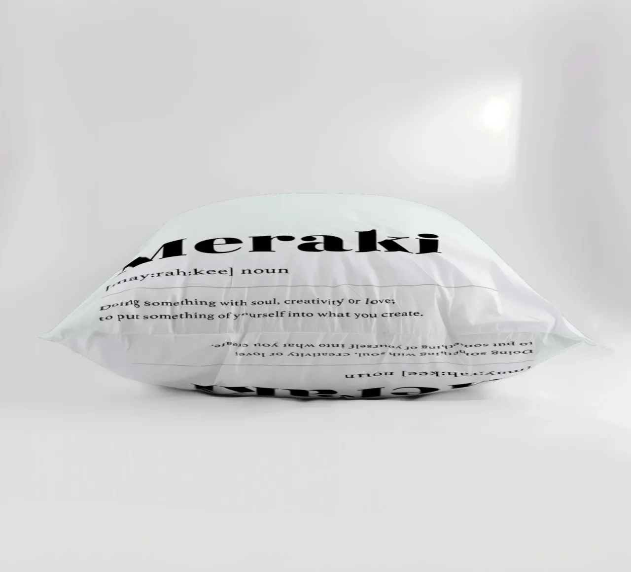 Meraki cuscino da daylight design studio