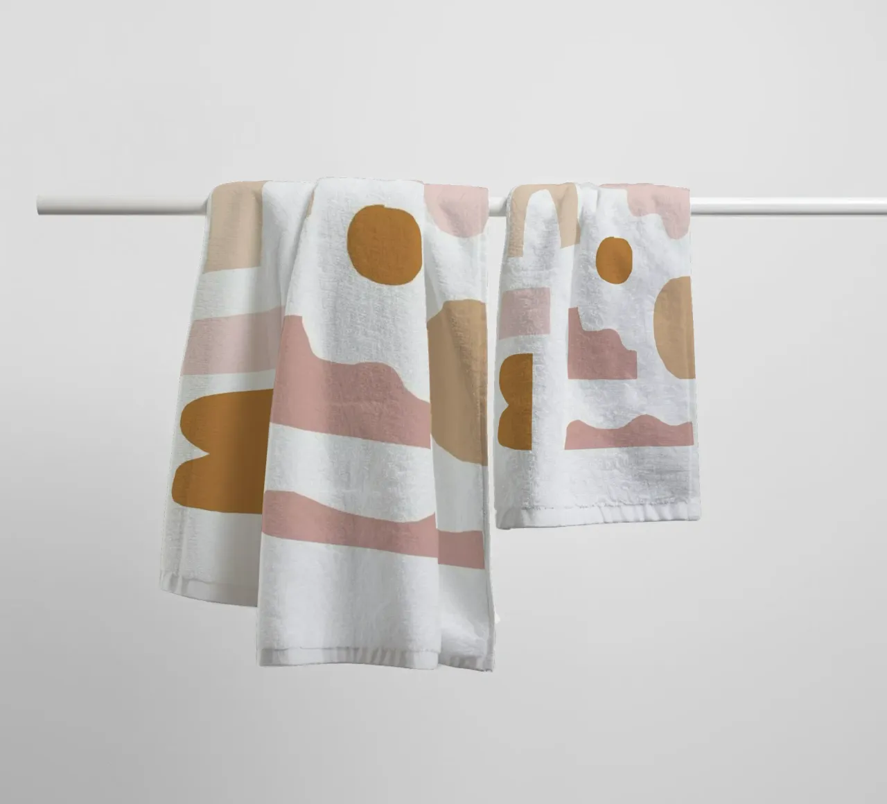 Rhode badhanddoek van Charlotte Winter