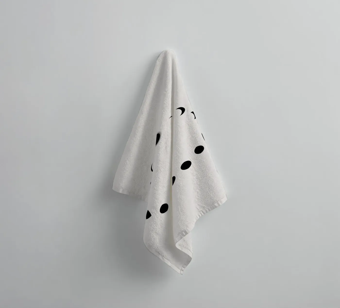 Lunar Cycle badhanddoek van daylight design studio