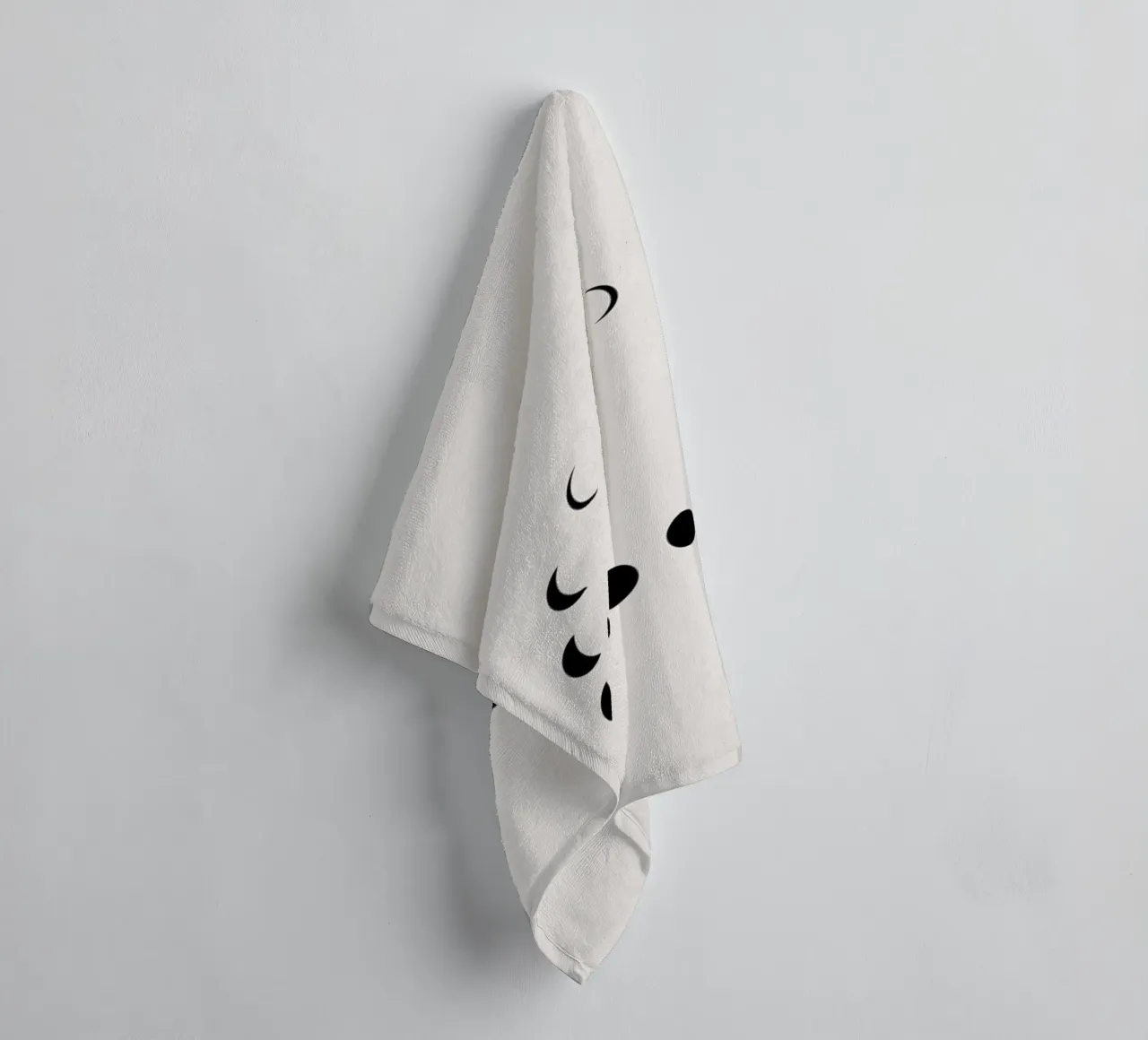 Lunar Cycle asciugamano da bagno da daylight design studio