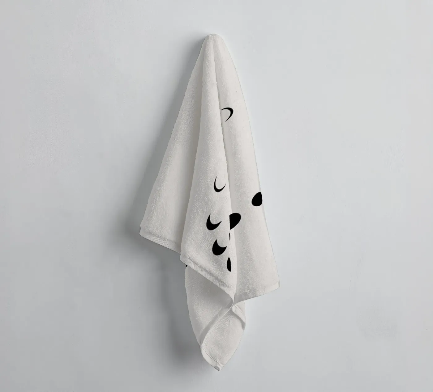 Lunar Cycle Handtuch von daylight design studio