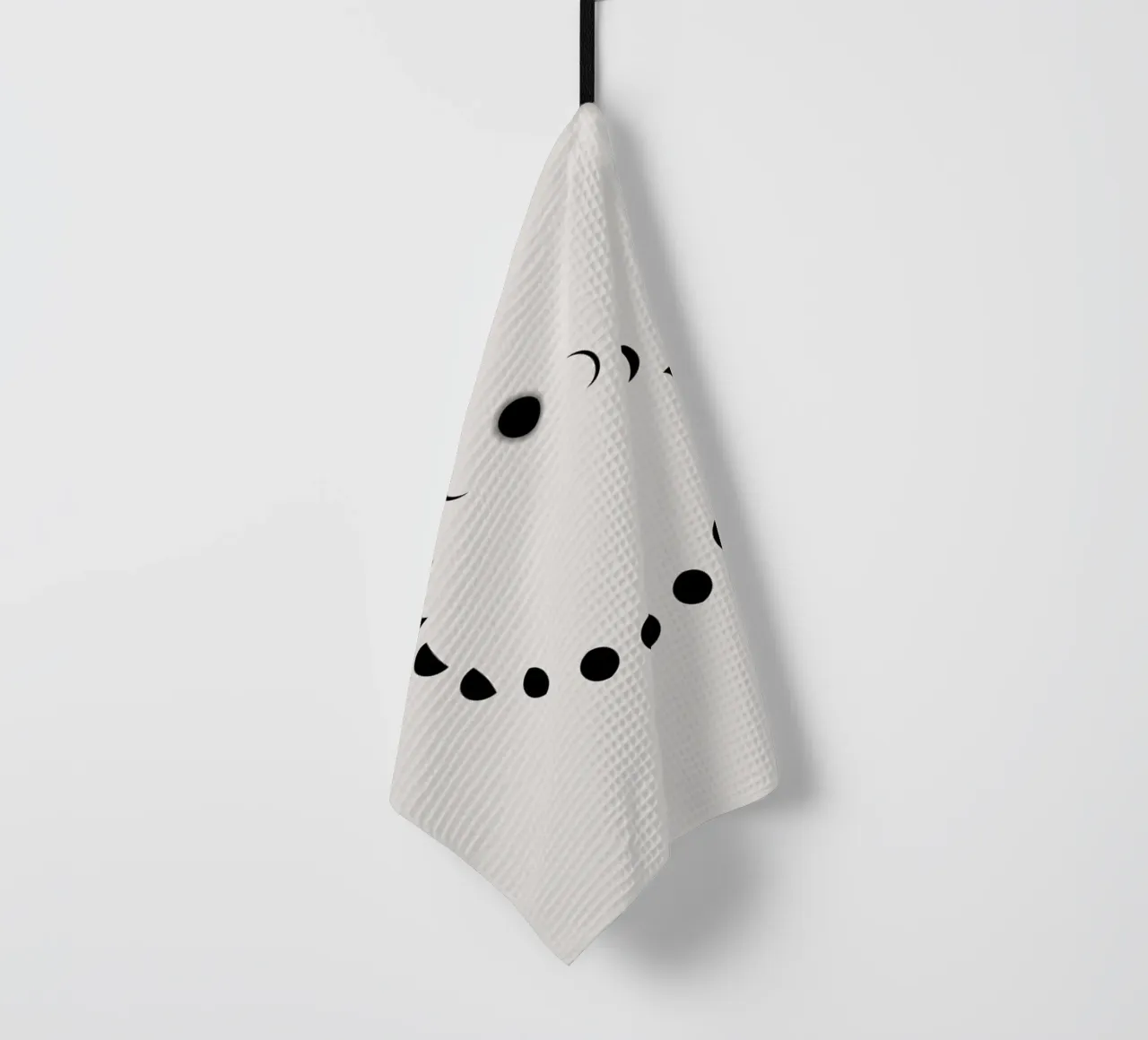 Lunar Cycle torchon de daylight design studio