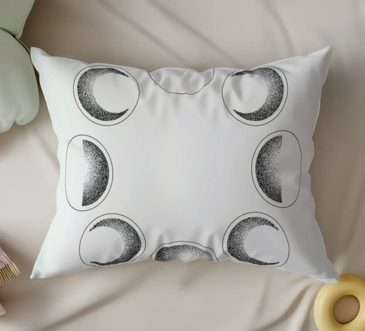 Lunar Phases cuscino da daylight design studio