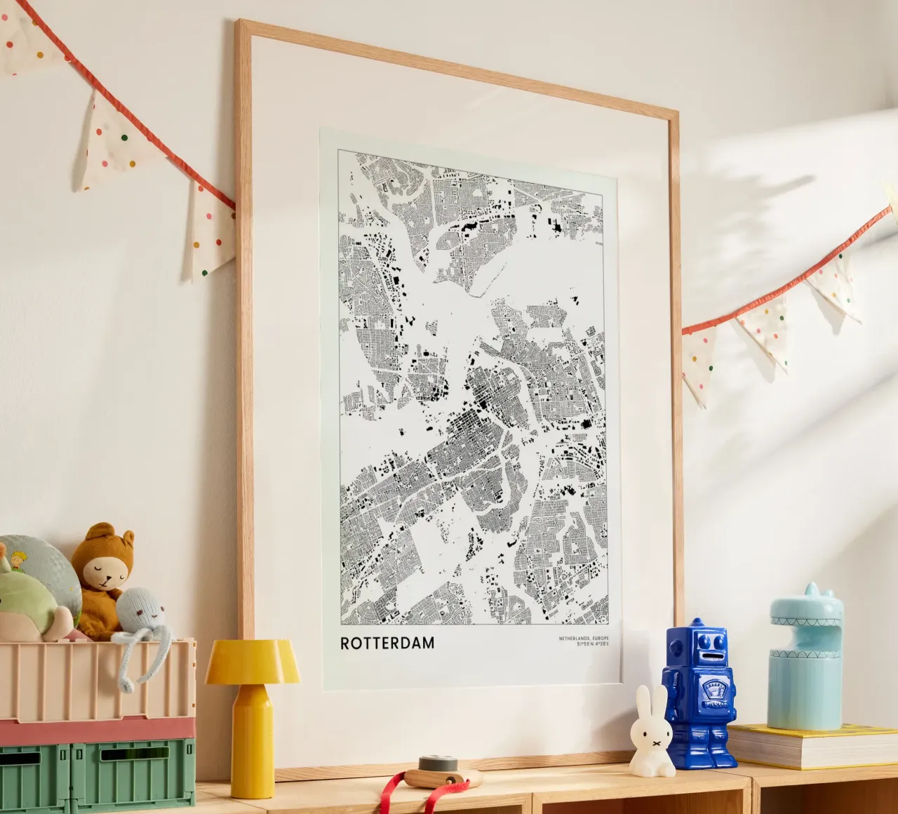 Rotterdam poster con telaio in legno da The Cartography Collection