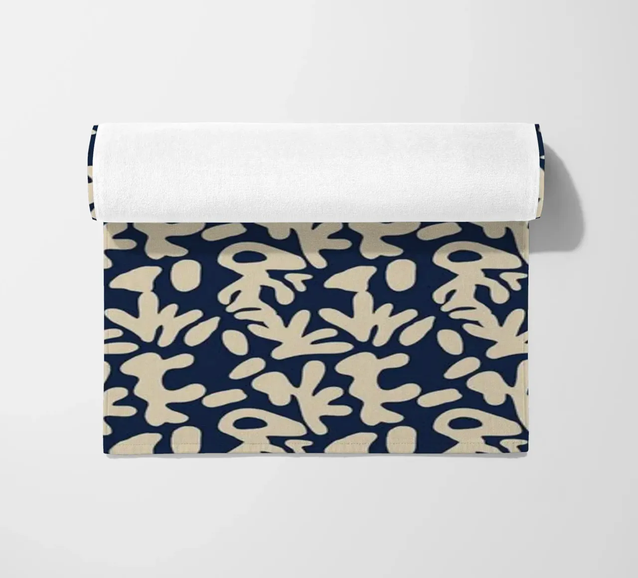 Modello in corallo telo mare da Little Dean