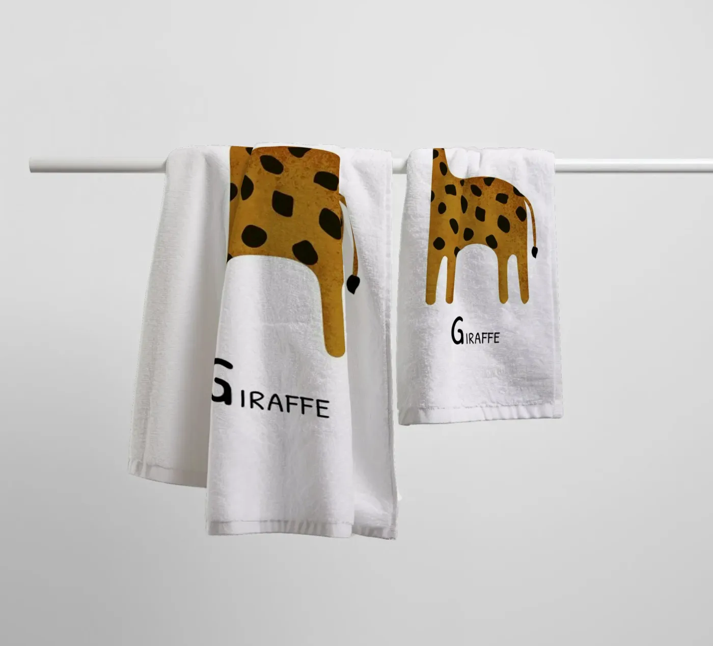 Giraffe badhanddoek van Little Flourishes