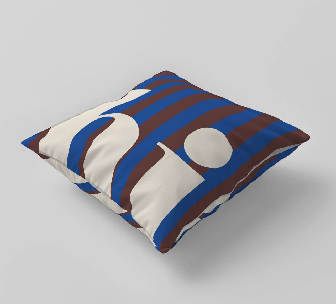 Strisce di "Ciao" cuscino da HejYouDesign