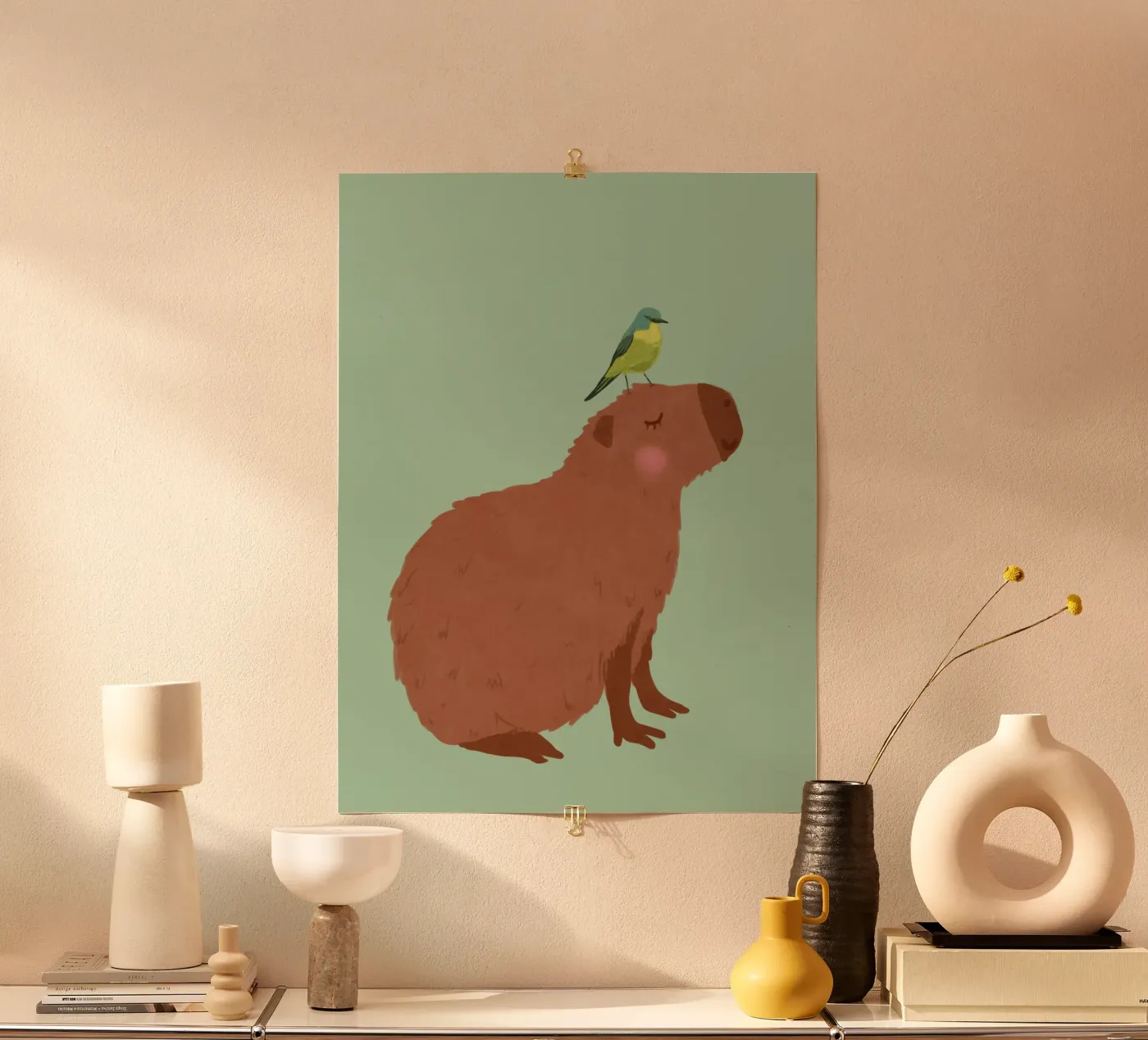 Capybara with Bird poster da Illustration Raissa Oltmanns