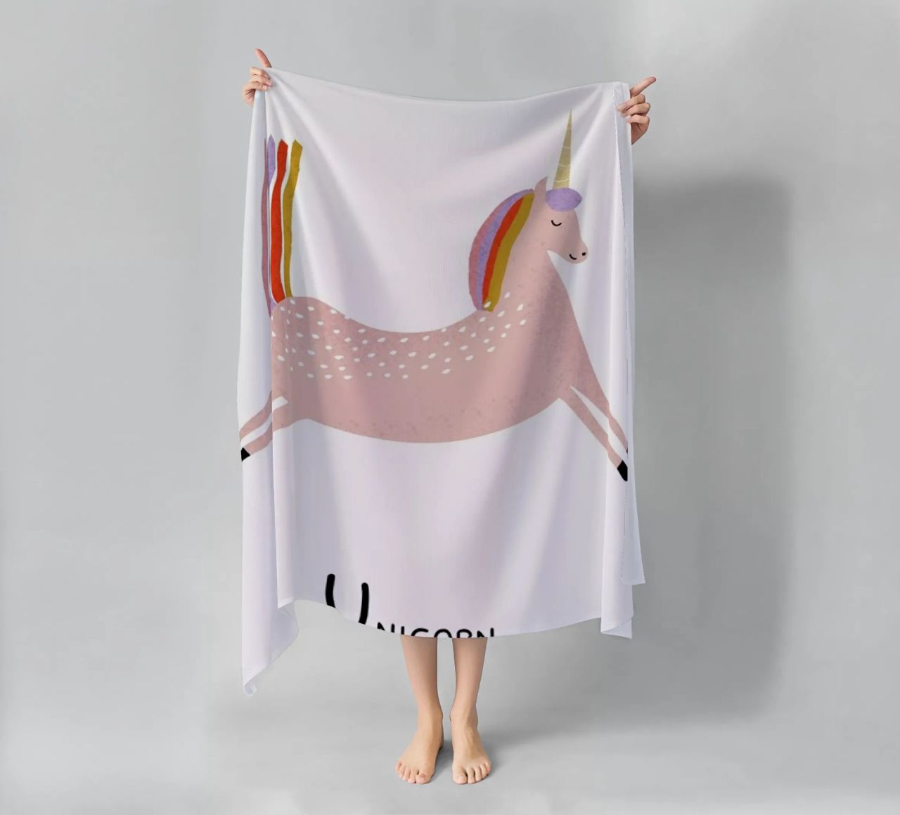 U for Unicorn telo mare da Little Flourishes
