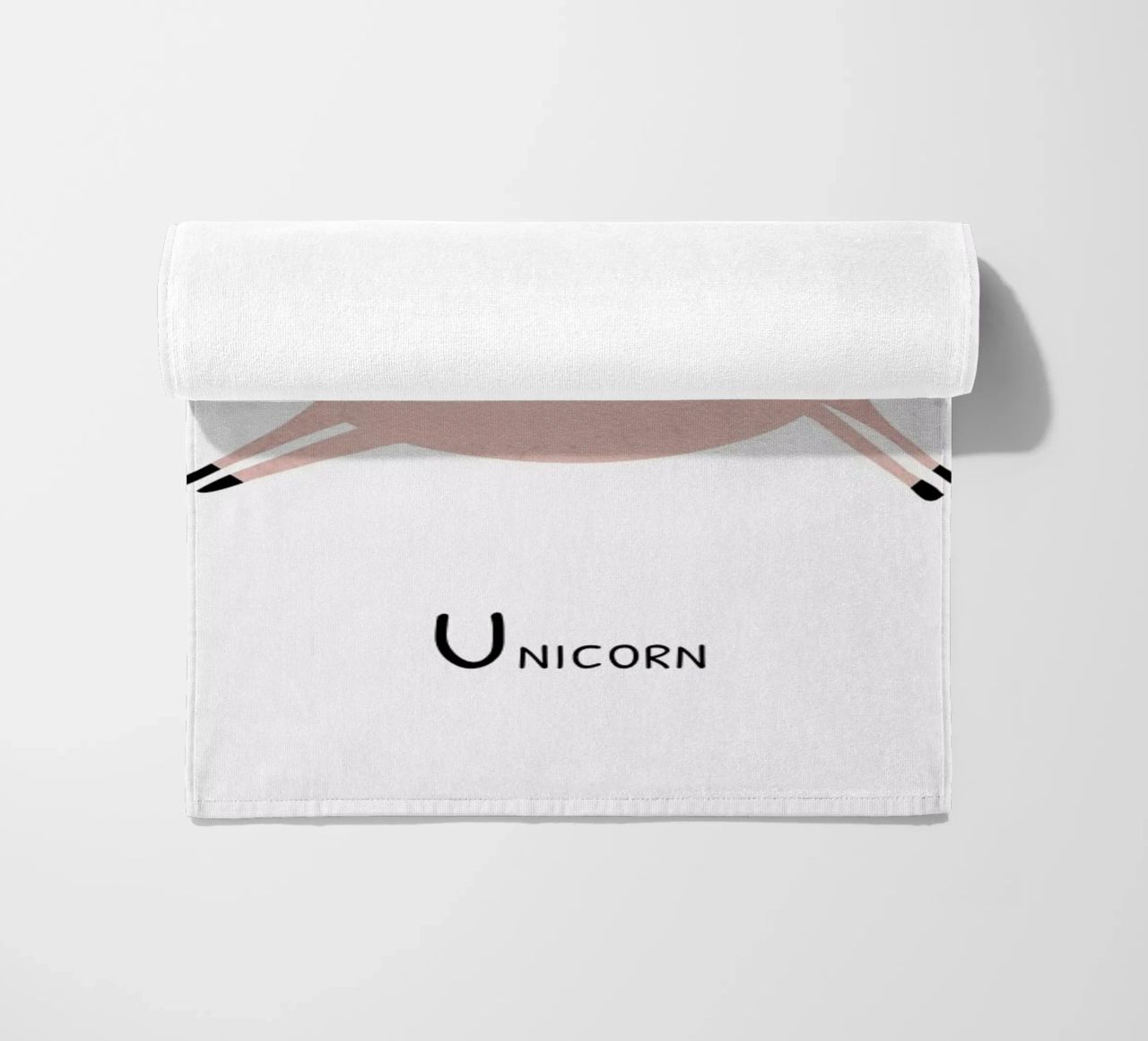 U for Unicorn telo mare da Little Flourishes