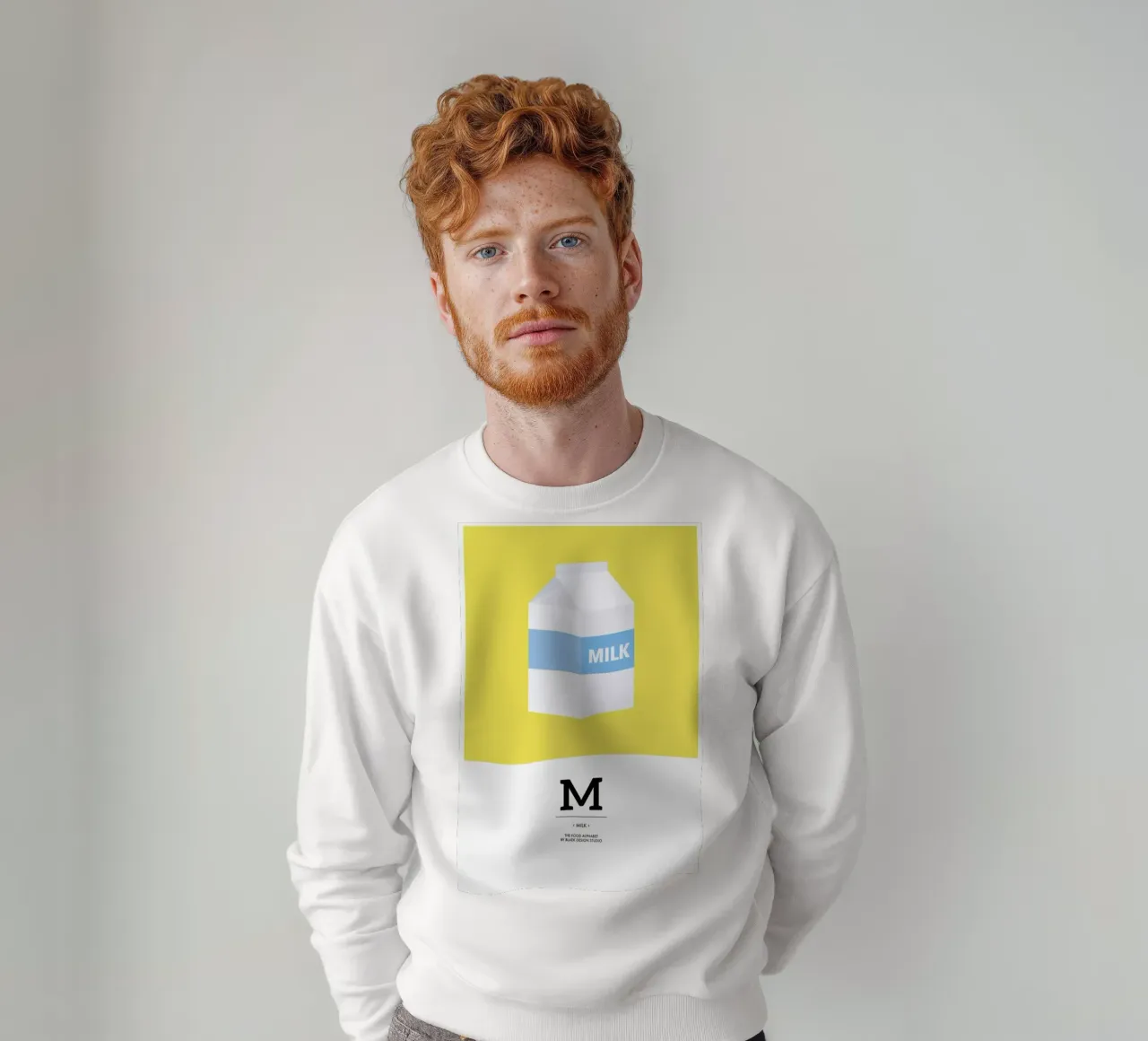 „The Food Alphabet“ - M like Milk felpa da BLAEK Design Studio
