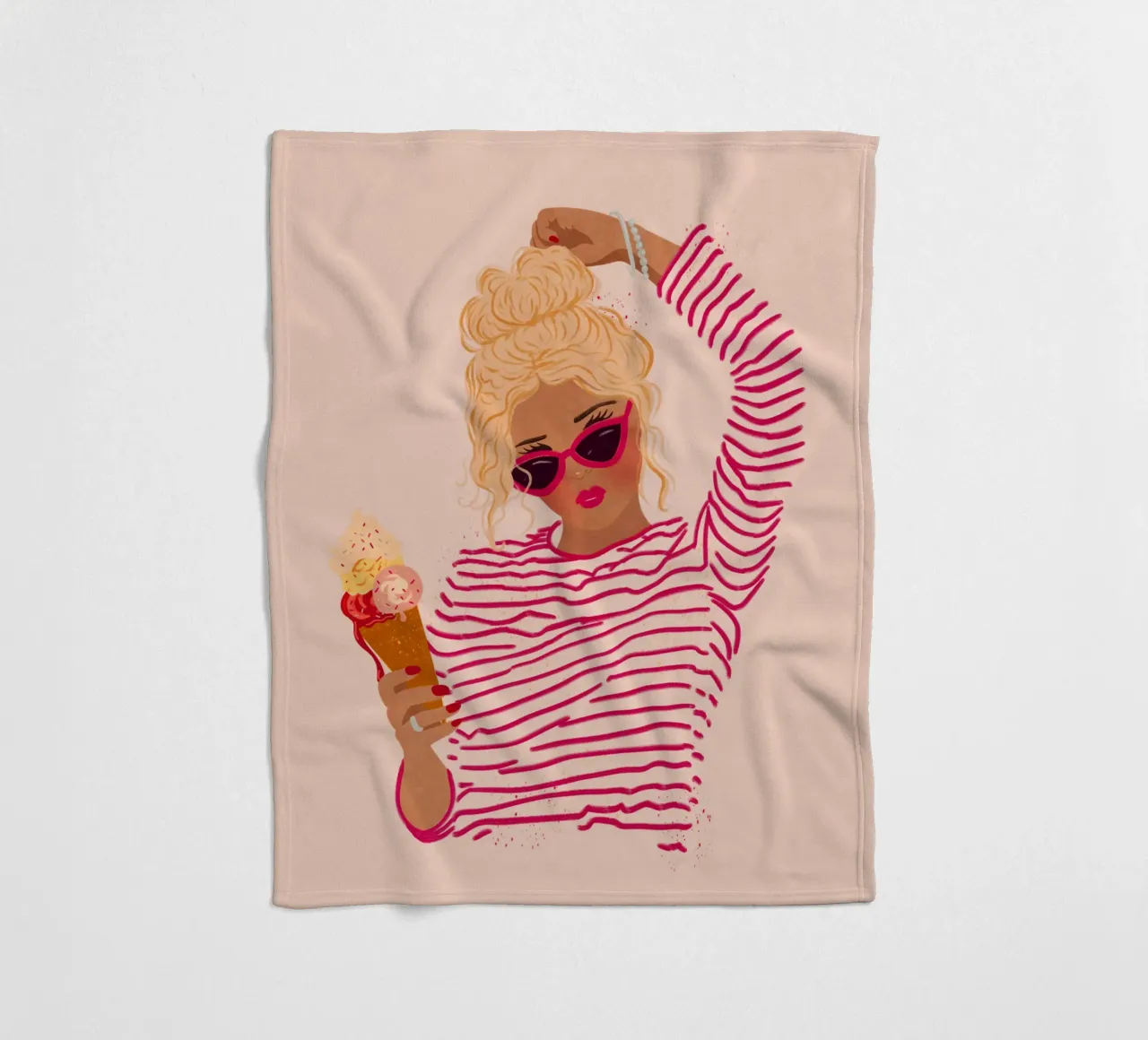 Ragazza a righe con gelato coperta in pile da Illustration Raissa Oltmanns