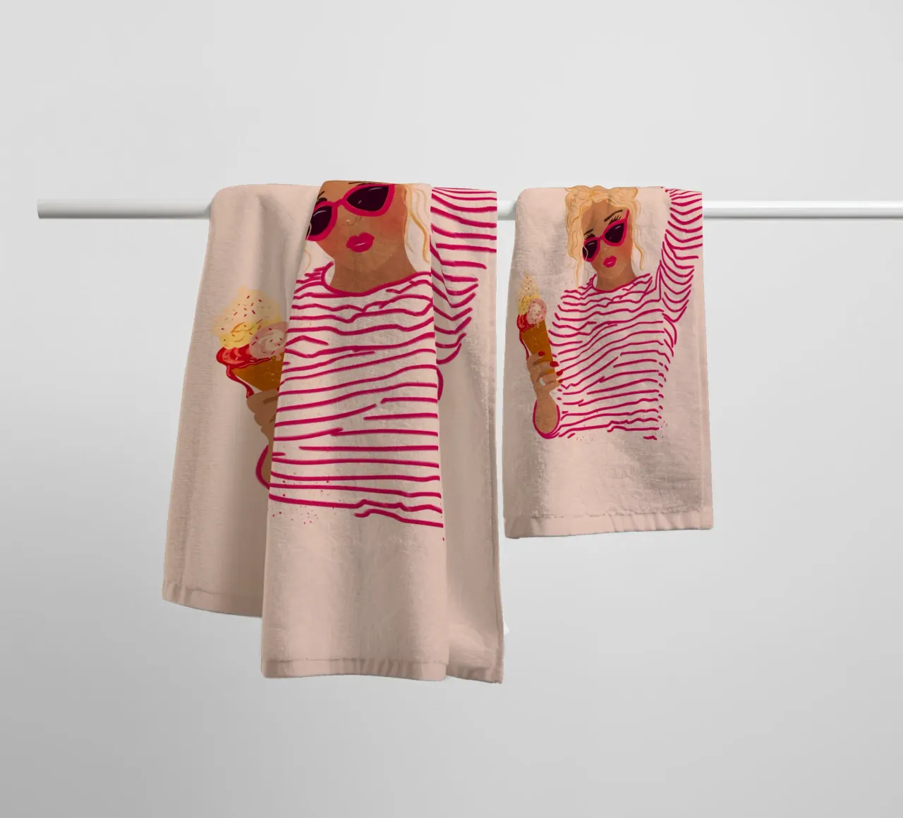 Ragazza a righe con gelato asciugamano da bagno da Illustration Raissa Oltmanns