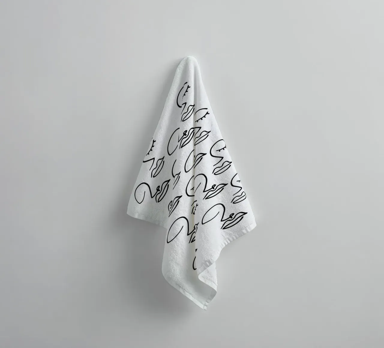 Faces Handtuch von Ninhol