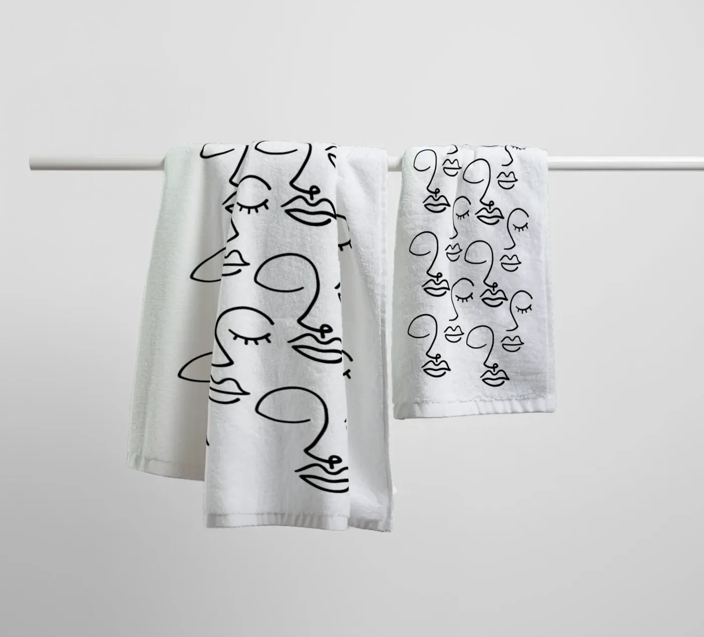 Faces badhanddoek van Ninhol