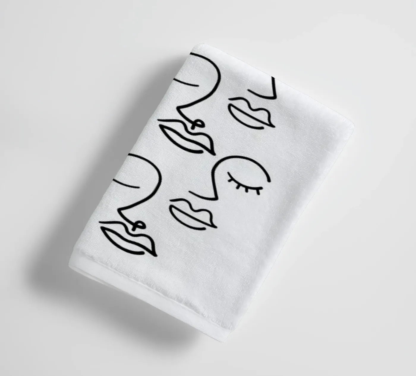 Faces badhanddoek van Ninhol